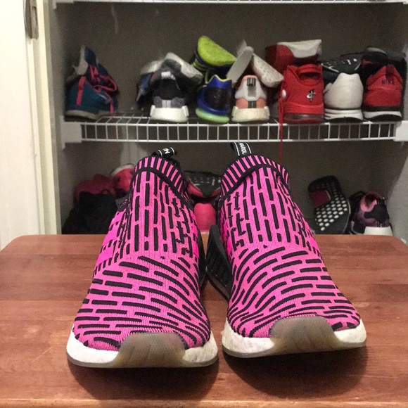 NMD R1 - Picture 2 of 4